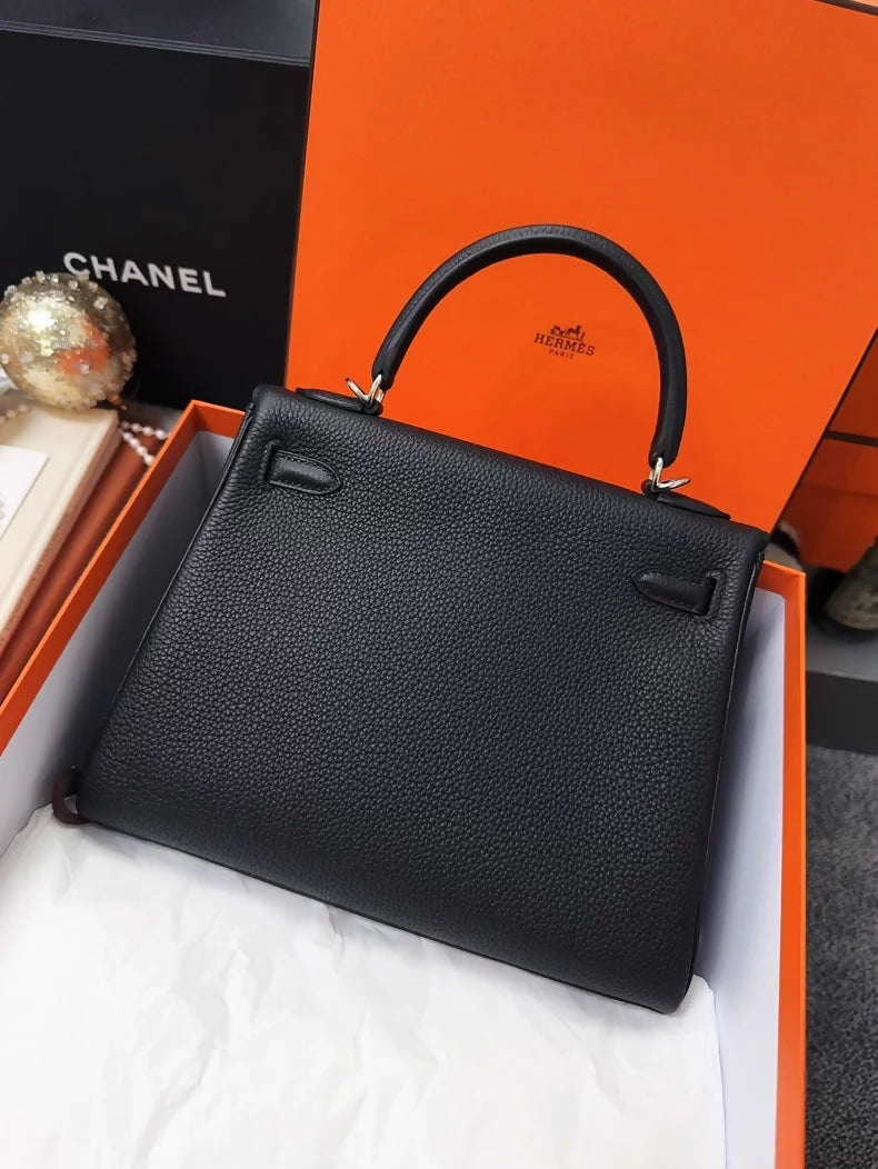 Hermes Kelly 25 in black togo leather palladium hardware