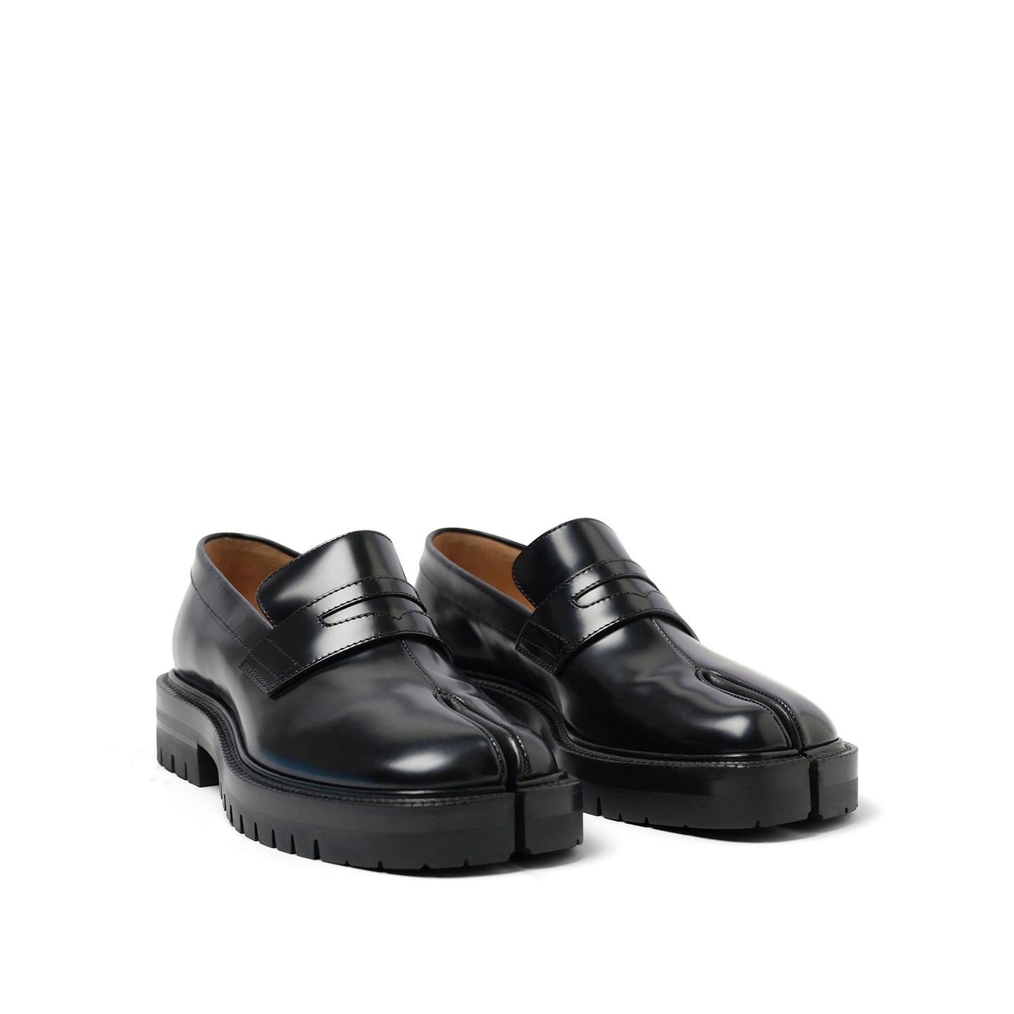 Tabi Leather Loafers Chunky Sole in Black