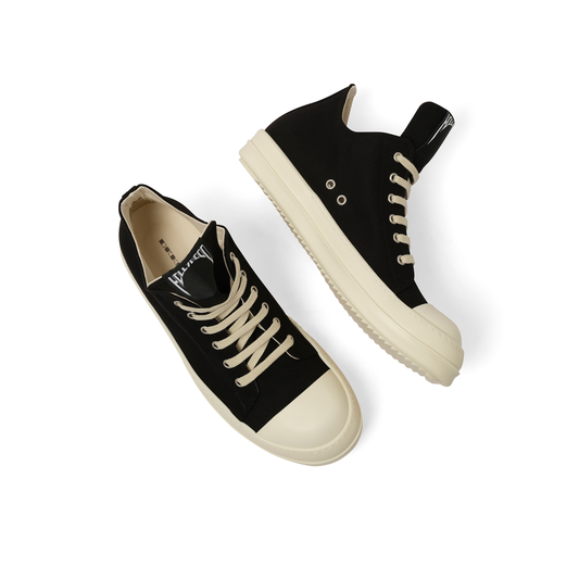 Hollywood Low Sneaks in Black/Milk