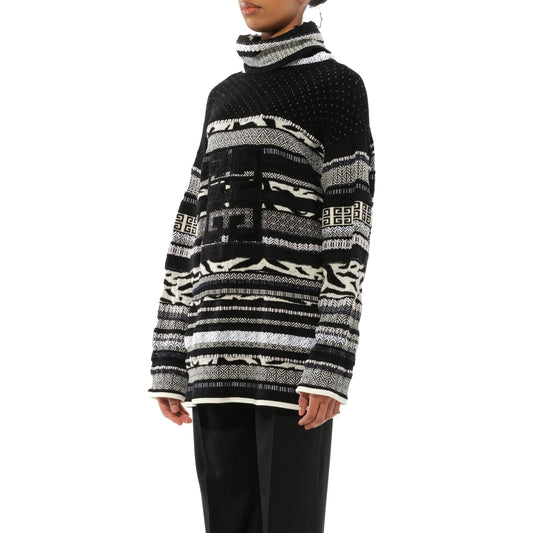 4G Jacq Turtleneck Sweater in White/Black