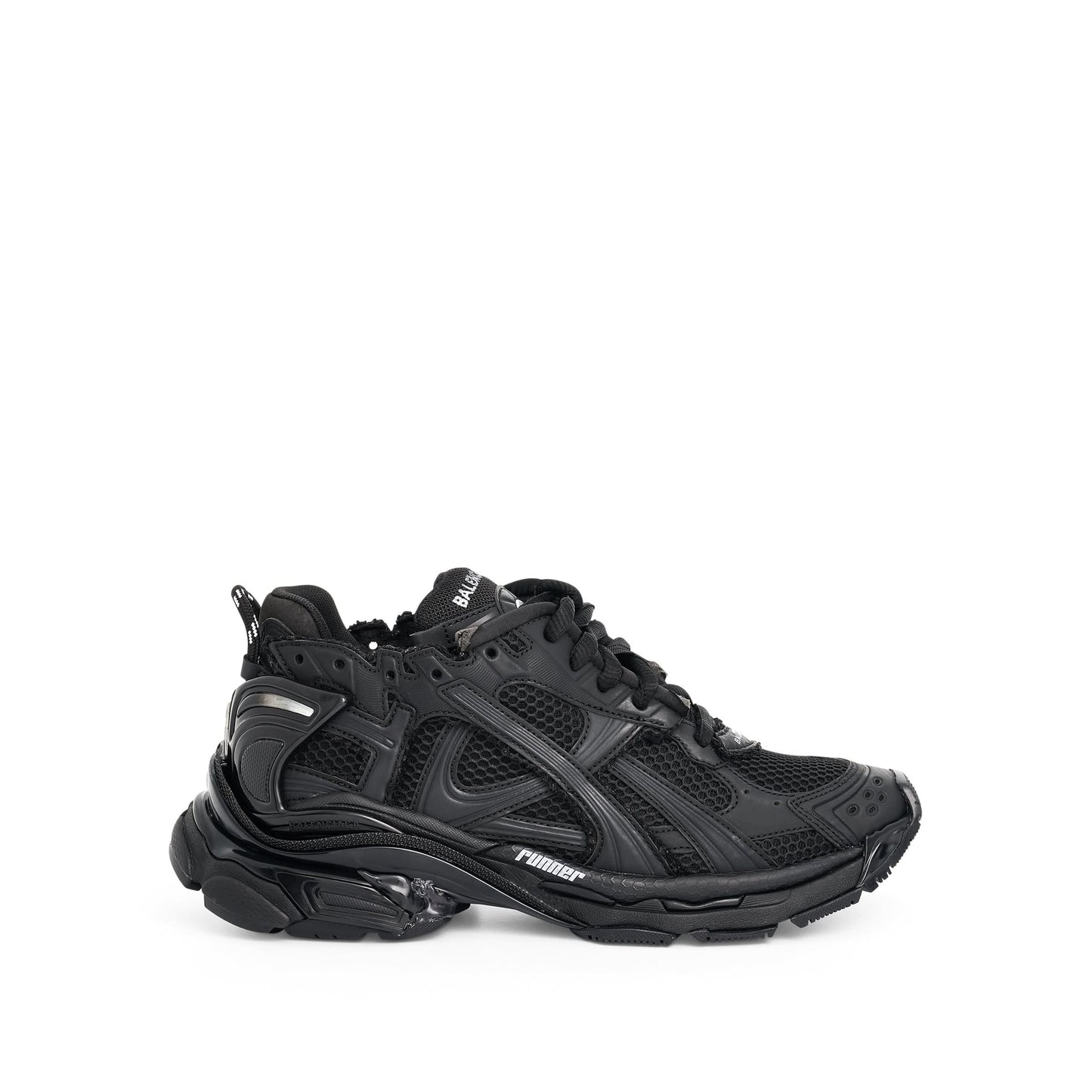 Runner Sneaker in Black Matt