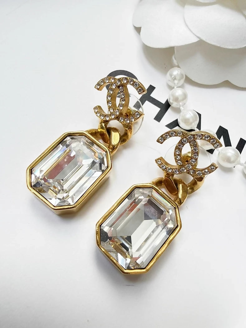 Chanel 21C crystal square diamond double C stud earrings