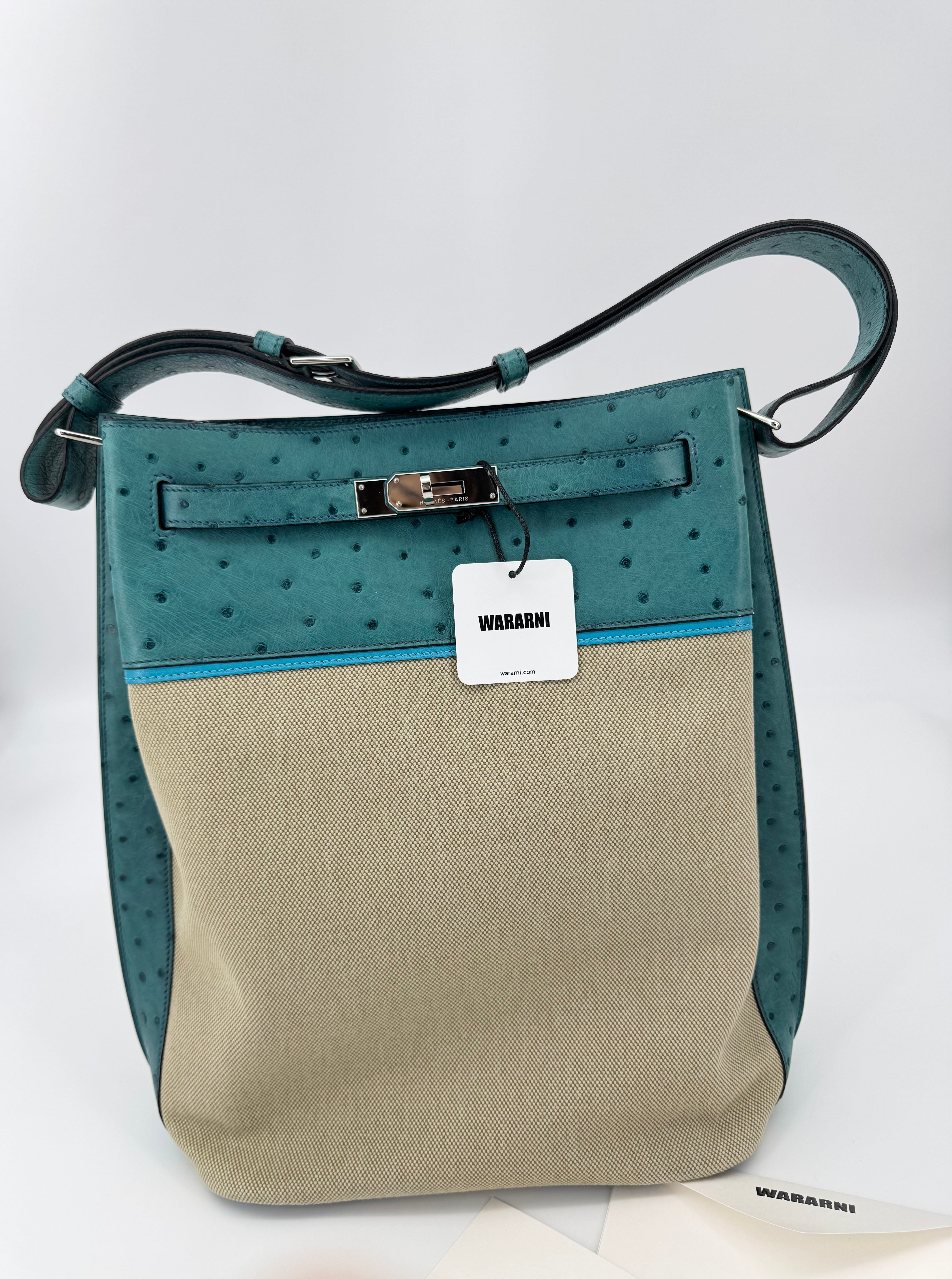 Hermès So Kelly 26 Blue ostrich leather Canvas Palladium Hardware