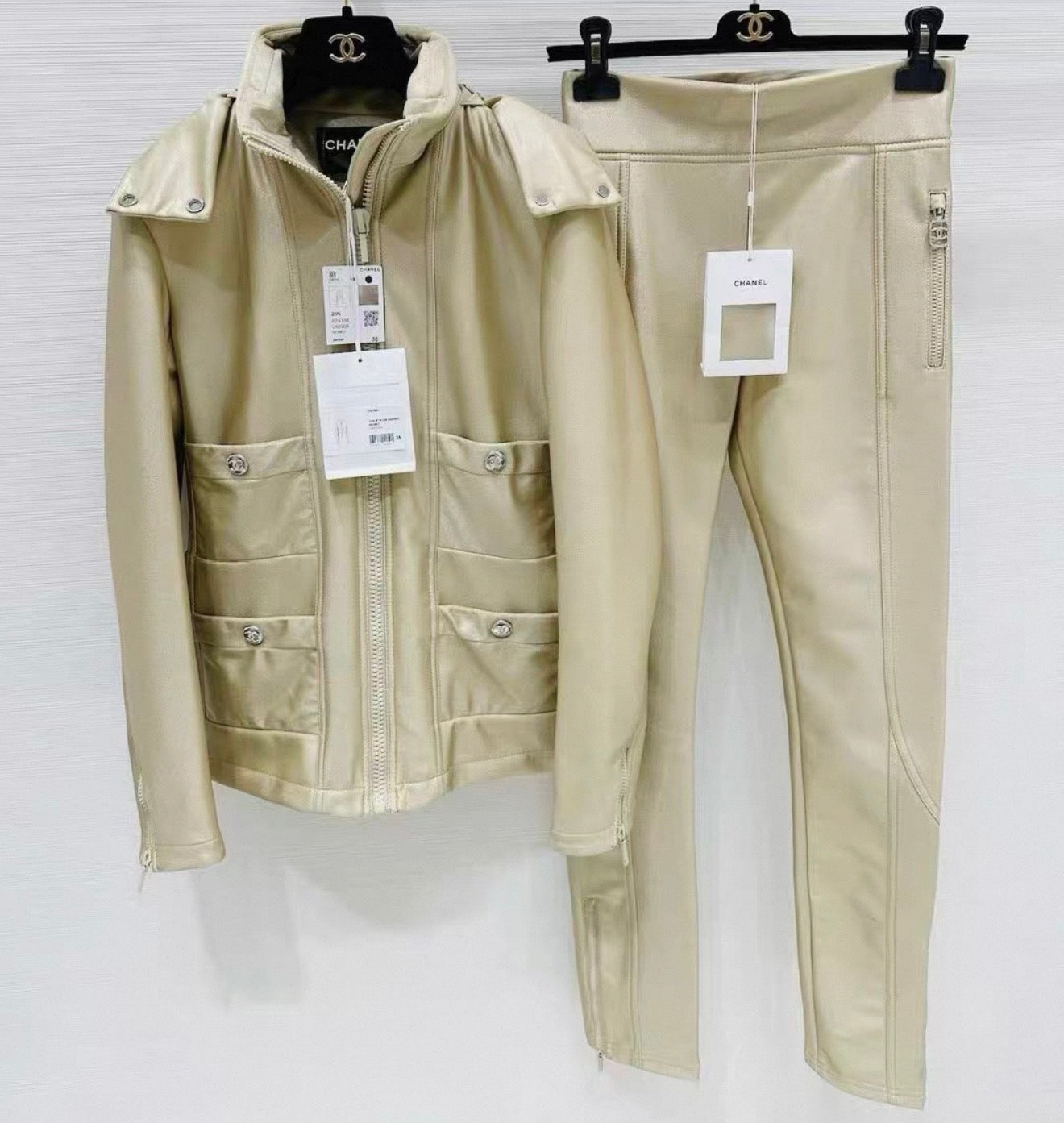 Chanel 23N Coco Neige Iridescent Champagne Gold Jacket and pant ski Set