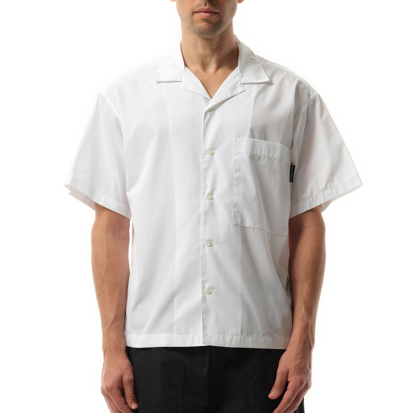 Curved Logo Classic Short Sleeve Shirt in White/Black