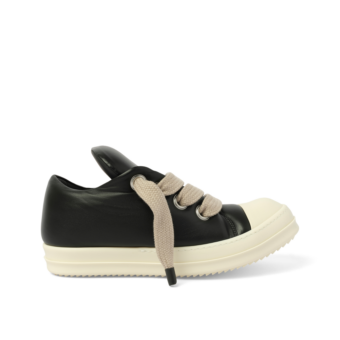 Padded Jumbolaced Low Sneaks in Black/Milk/Milk