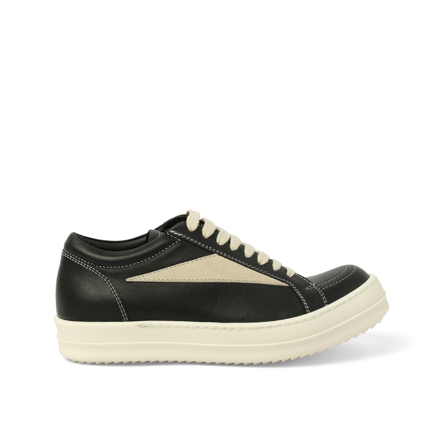 Vintage Sneaks in Black/Milk/Milk