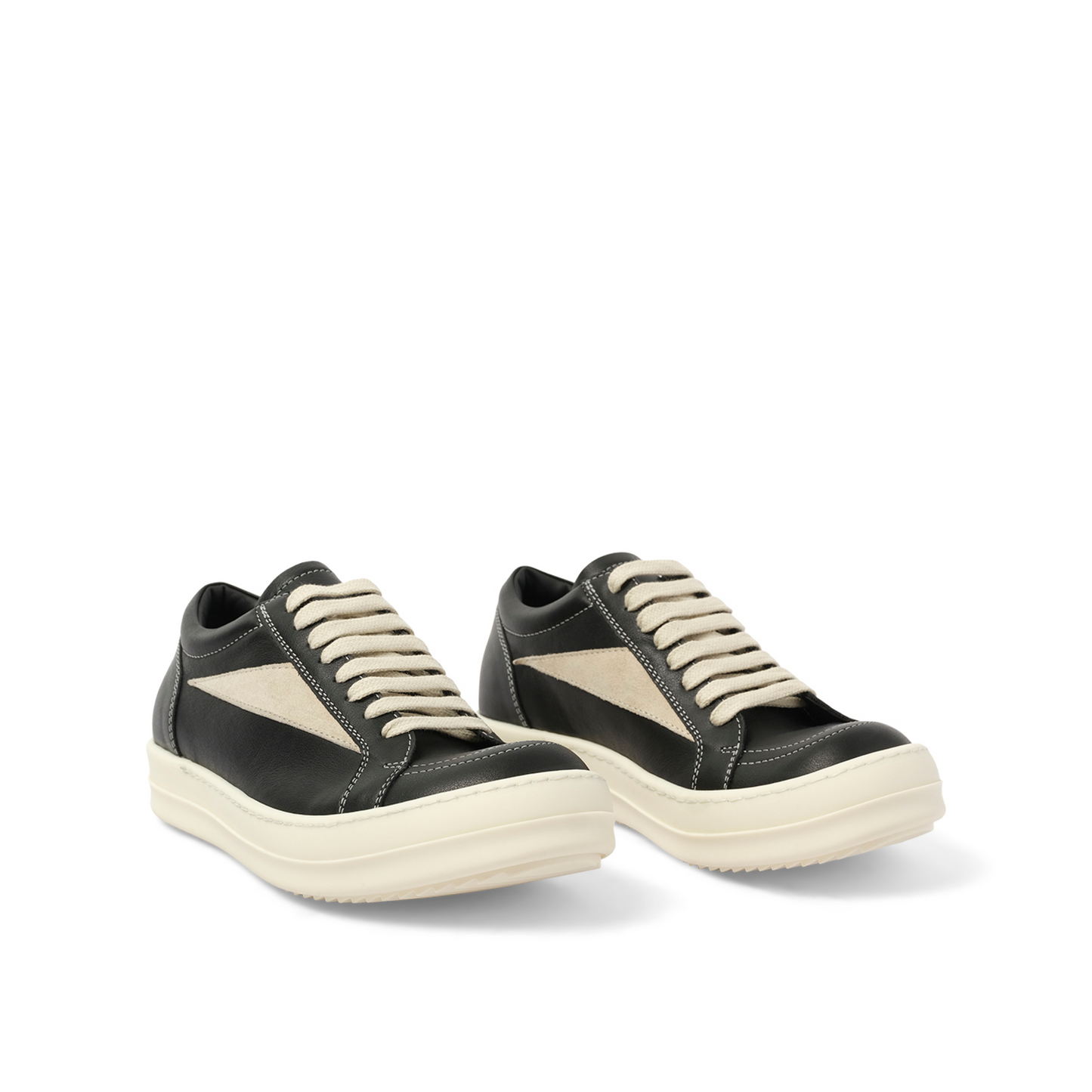 Vintage Sneaks in Black/Milk/Milk