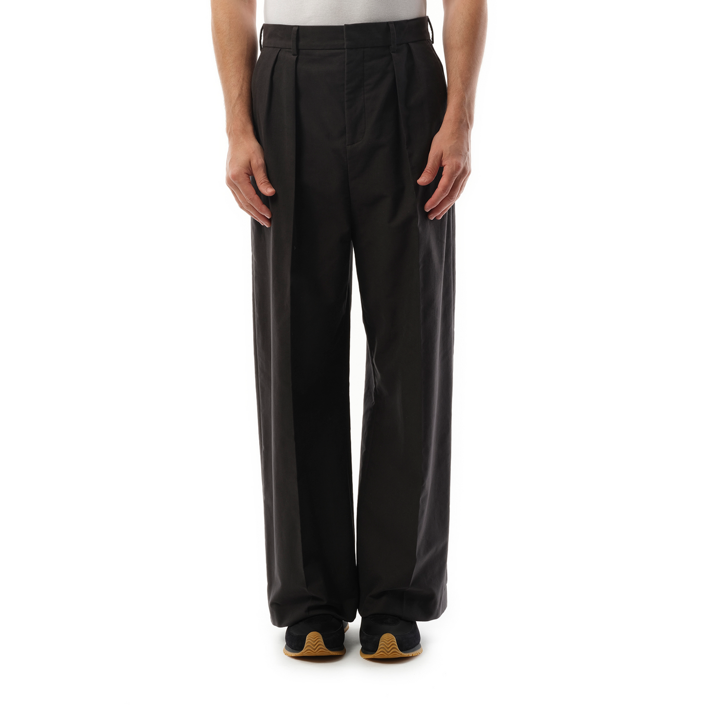 Pleated Trouser in Dark Anthracite