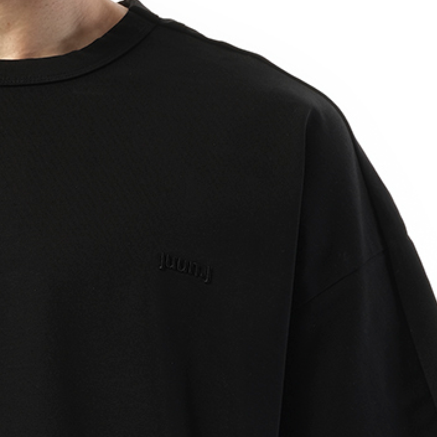 Essential Boxy T-Shirt in Black