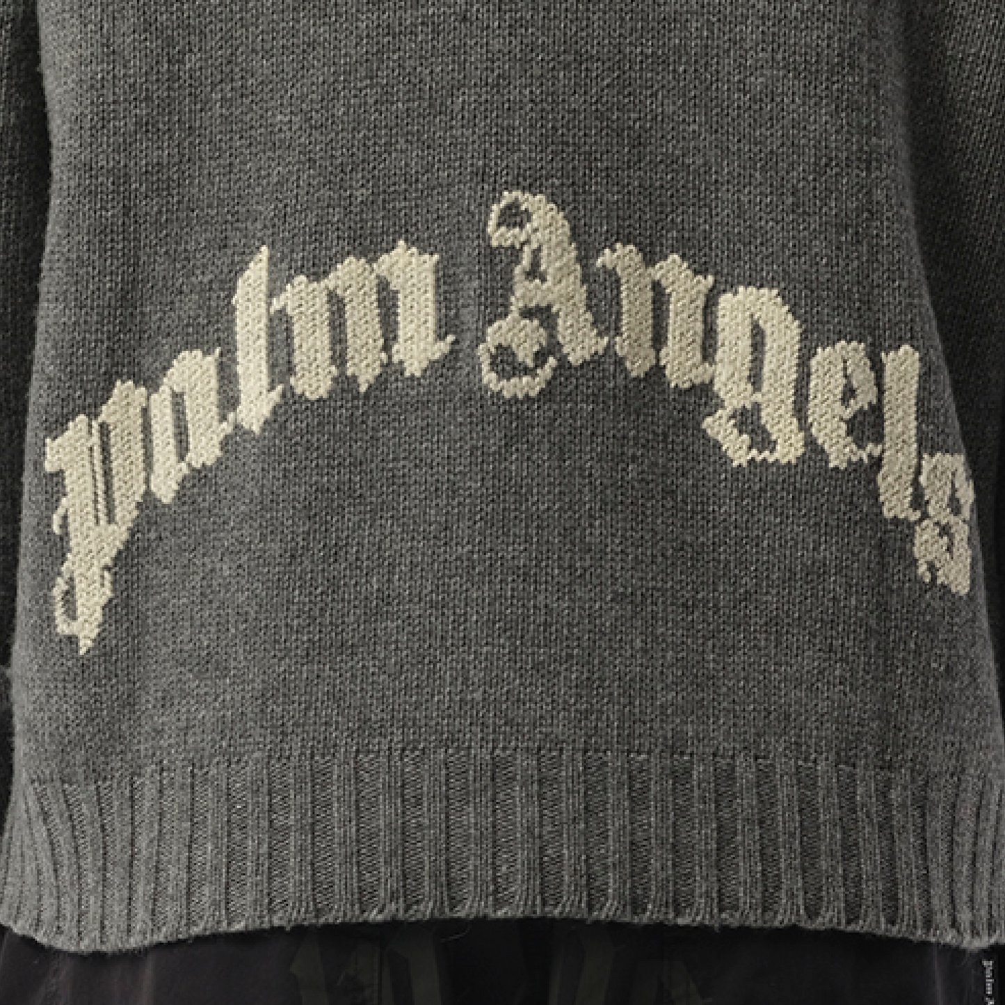 Curved Logo Sweater in Grey Melange/Off White