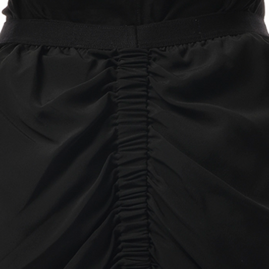 Cocoon Crepe Shrimp Skirt in Black