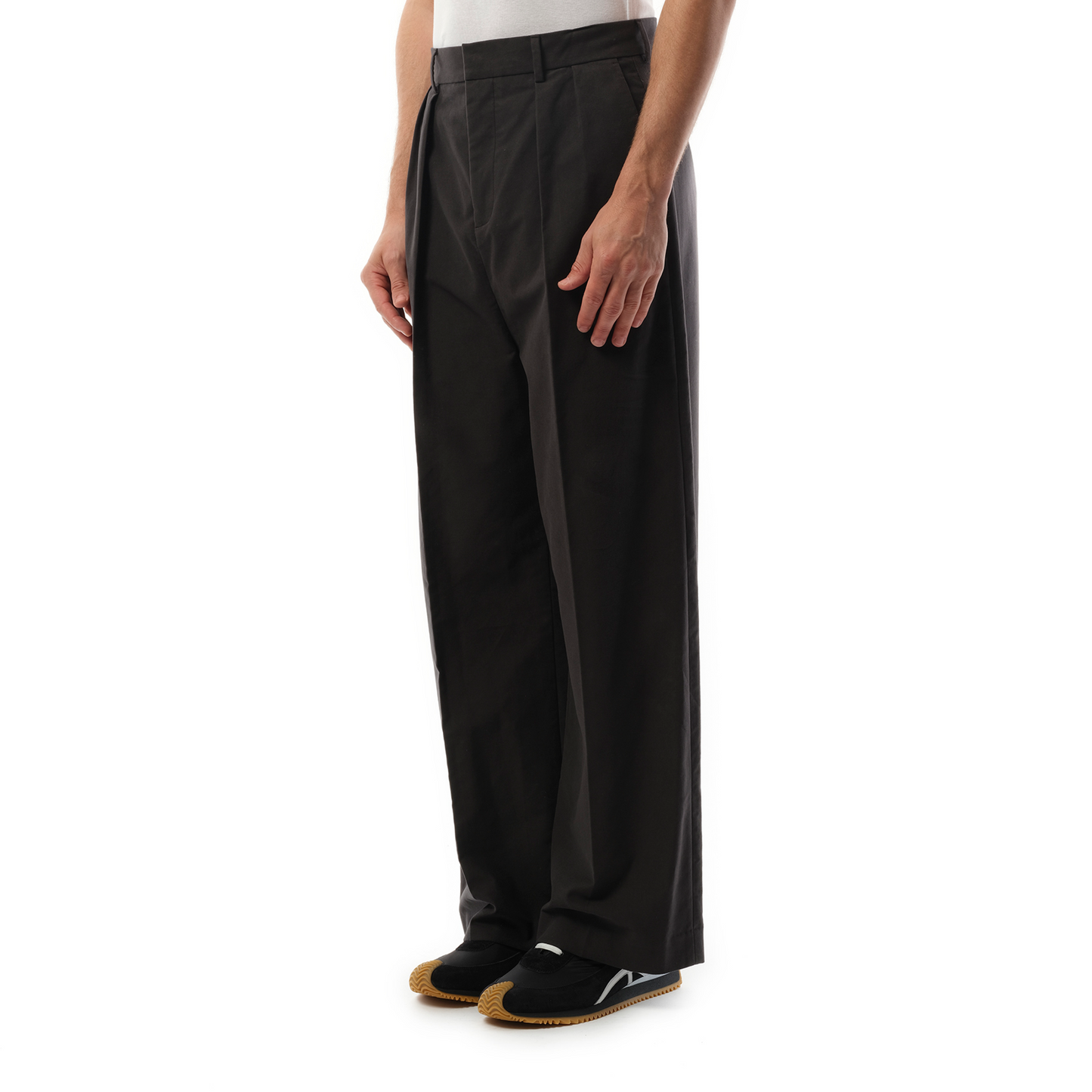 Pleated Trouser in Dark Anthracite