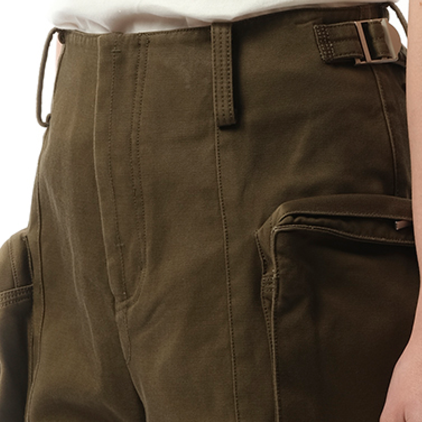 Oversized Cargo Pants in Olive