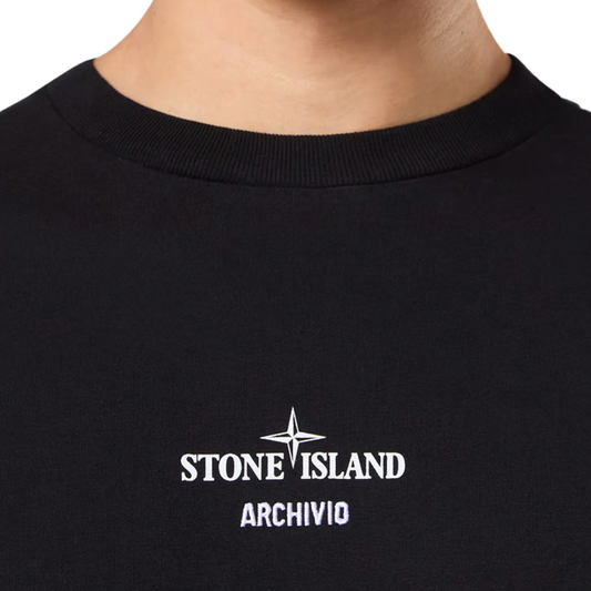 ARCHIVIO
 Print T-Shirt in Black