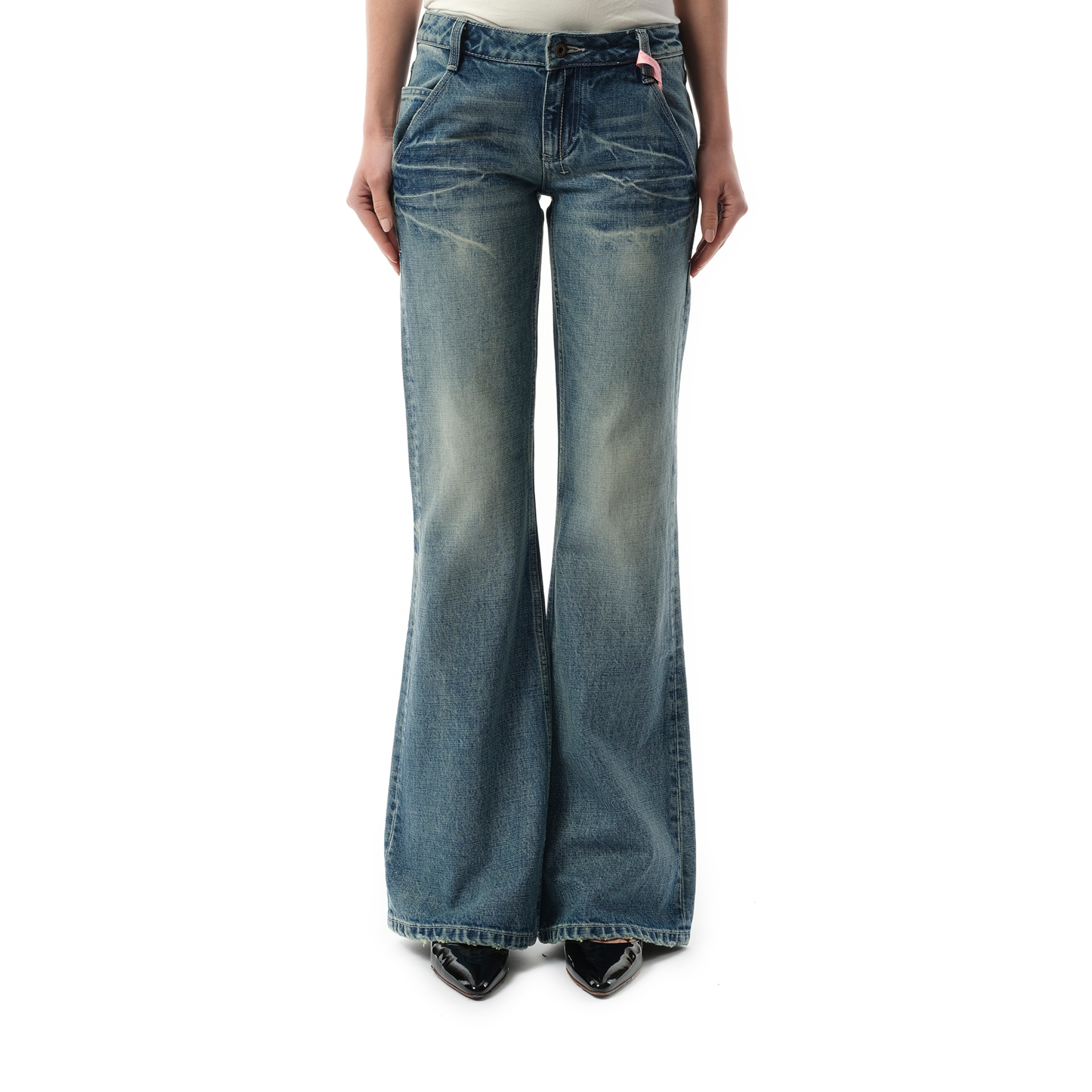 Low-rise Slim Fit Flared Jeans in Light Blue