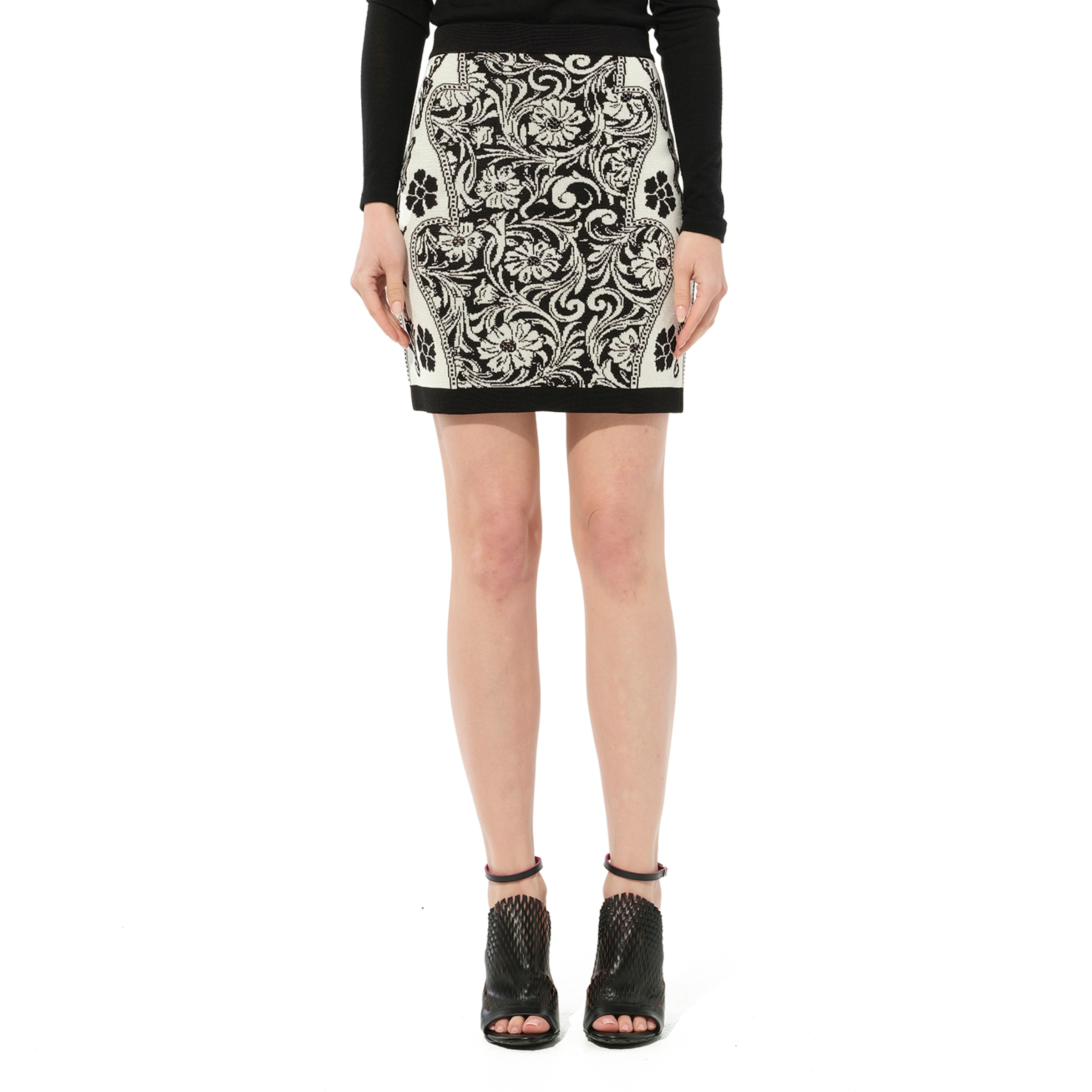 Floral Motif Skirt in Black