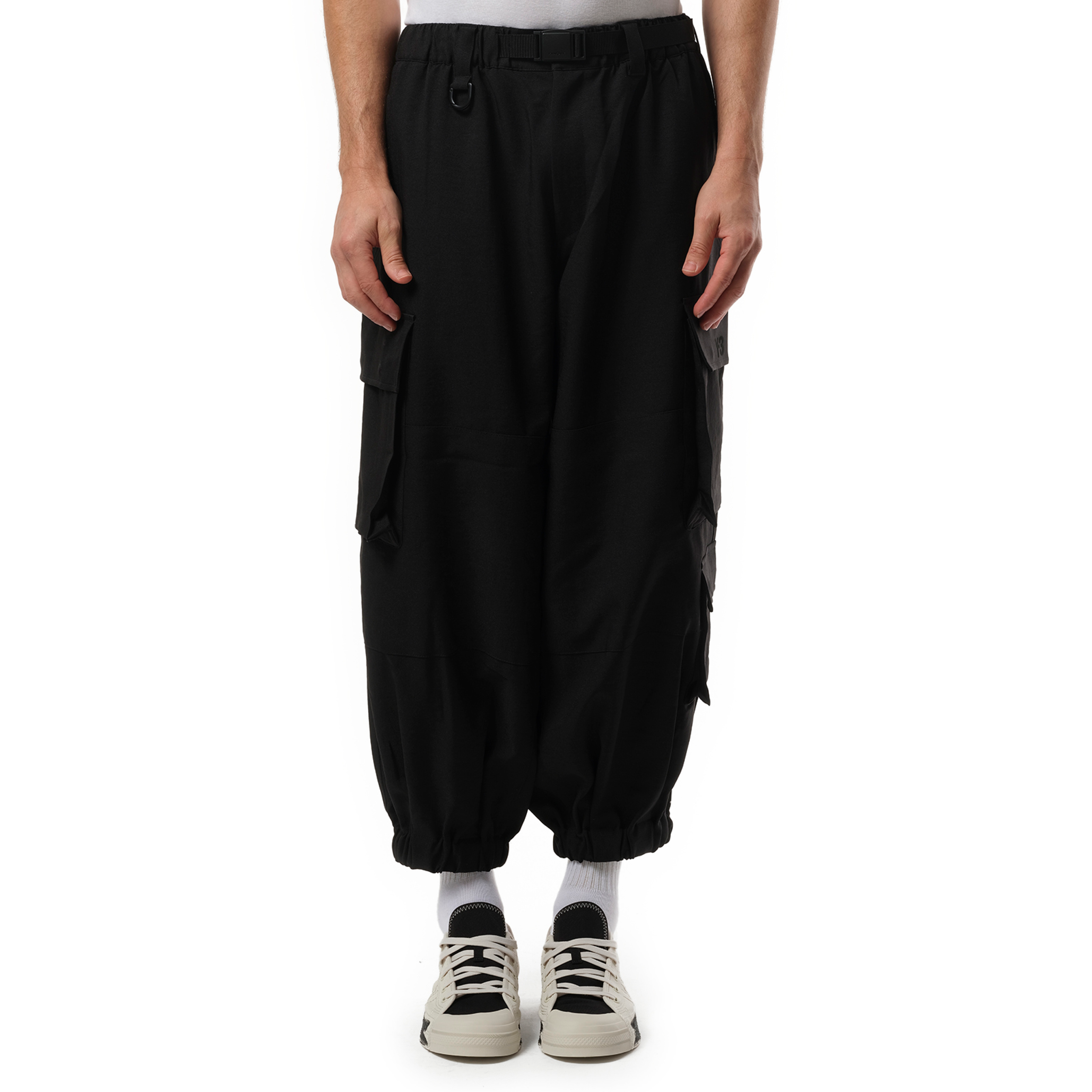 Sports Cargo Pants in Black