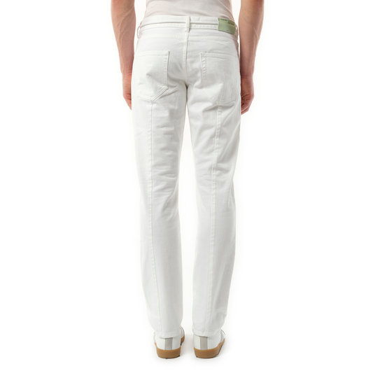 Slim Back Dart Jeans in White