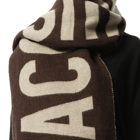 L
echarpe Jacquemus Scarf in Brown/Multicolour