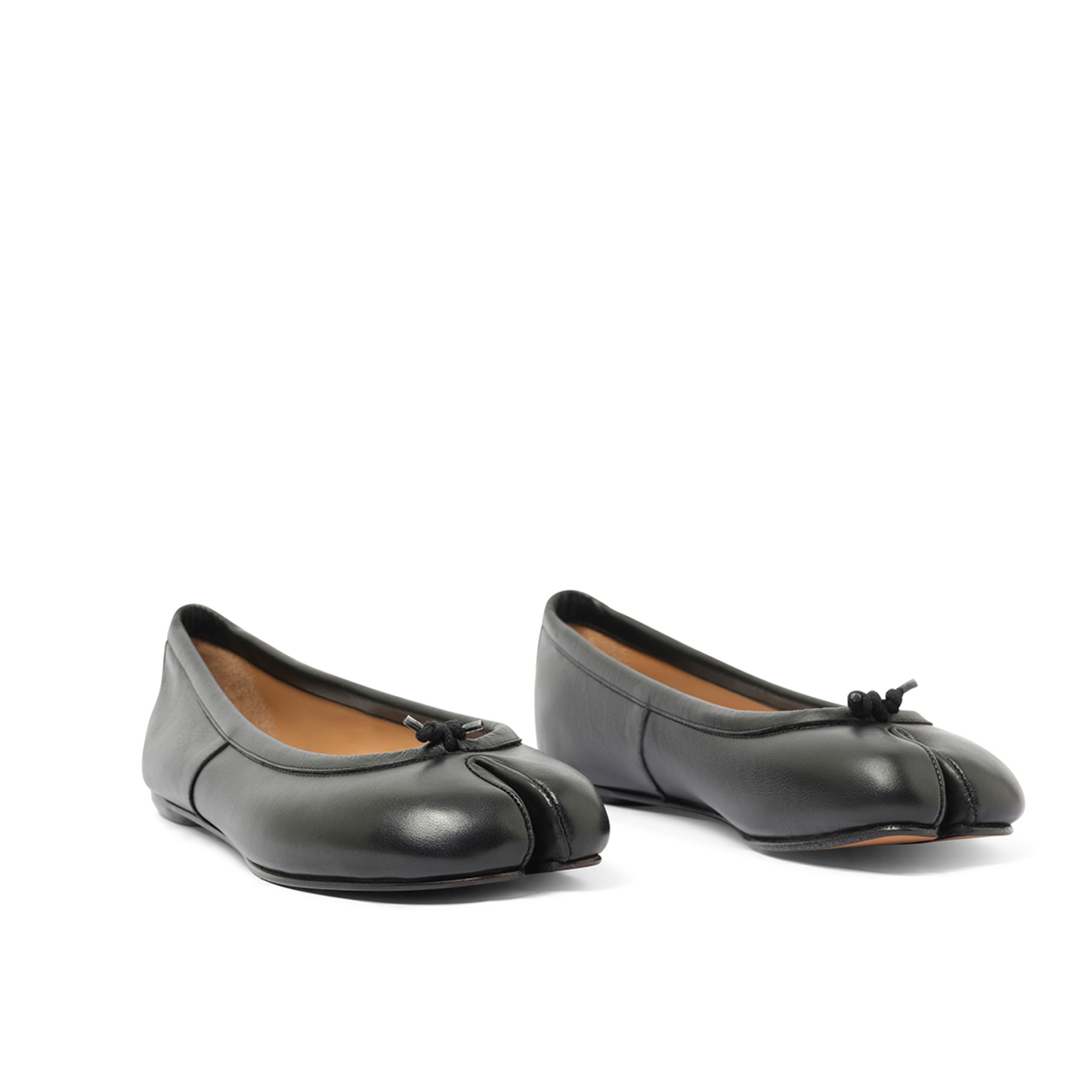 Tabi Flat Ballerina in Black