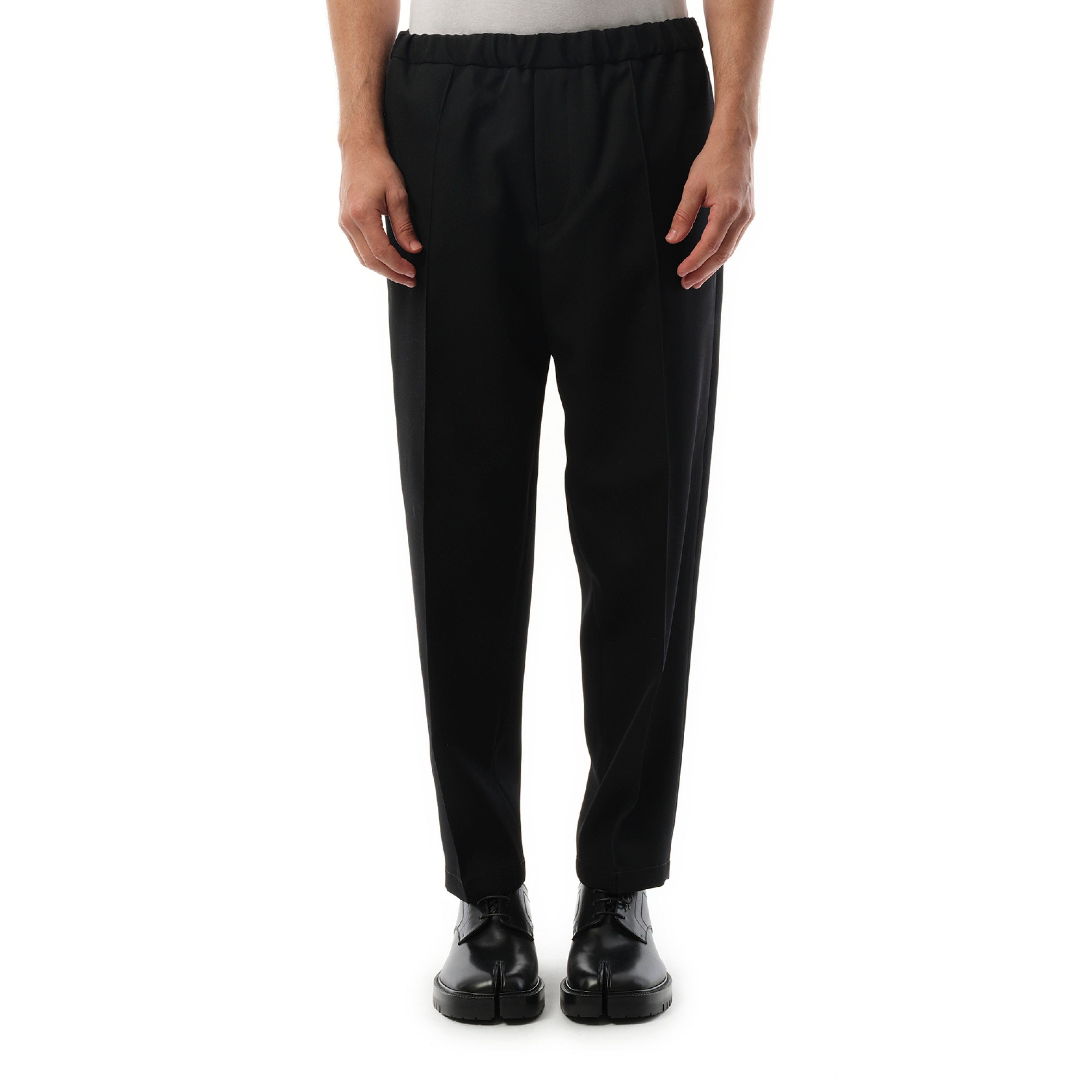 Relaxed Trouser 09 in Black