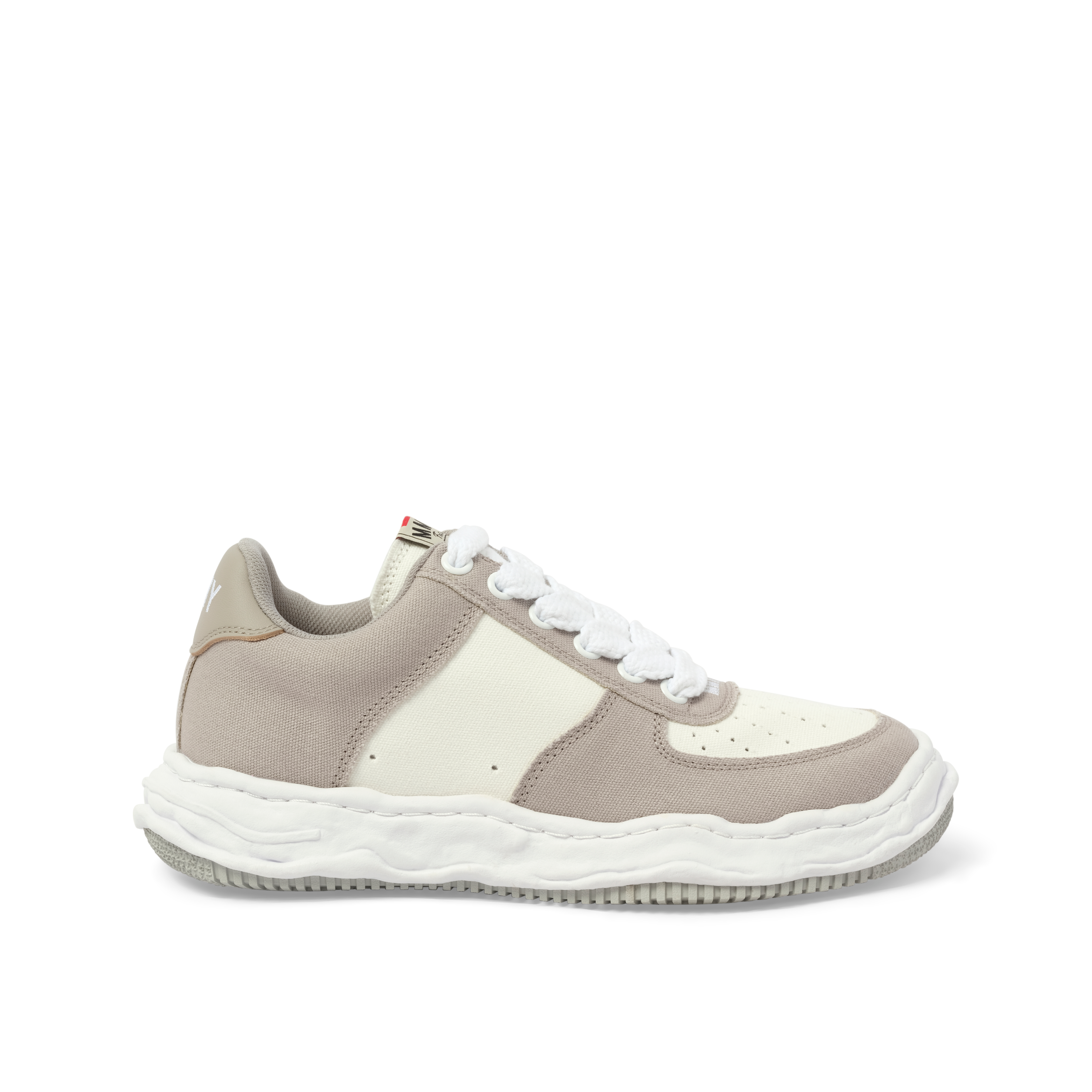 Wayne OG Leather Sneaker in Gray/White