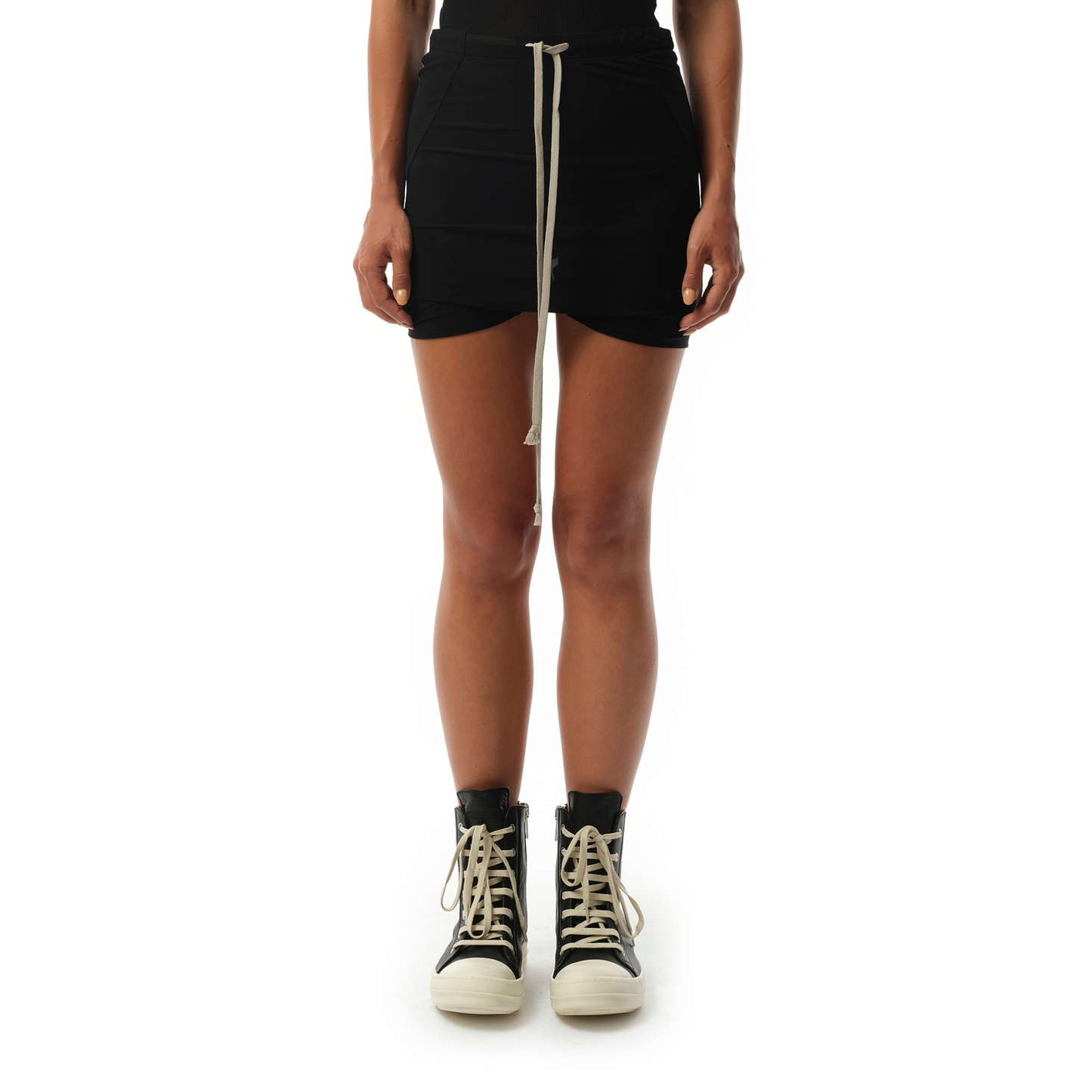 Bud Shorts in Black