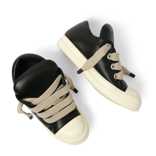 Padded Jumbolaced Low Sneaks in Black/Milk/Milk