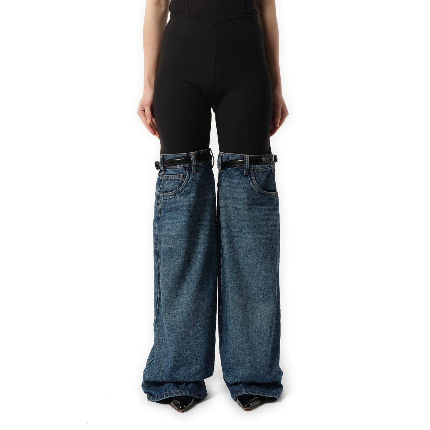 Hybrid Denim Jeans in Black/Blue