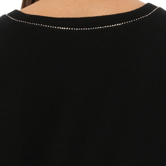 Embroidered Strass V-Neck in Black