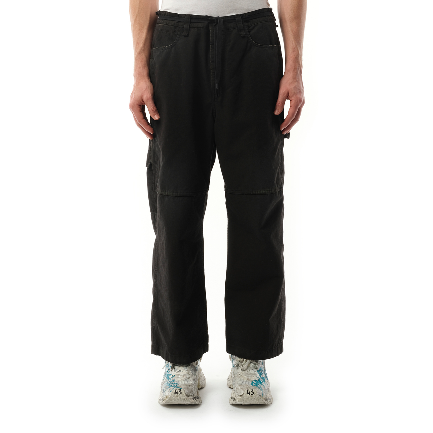 Cropped Skater Pants in Black