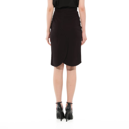 Podium Skirt in Black