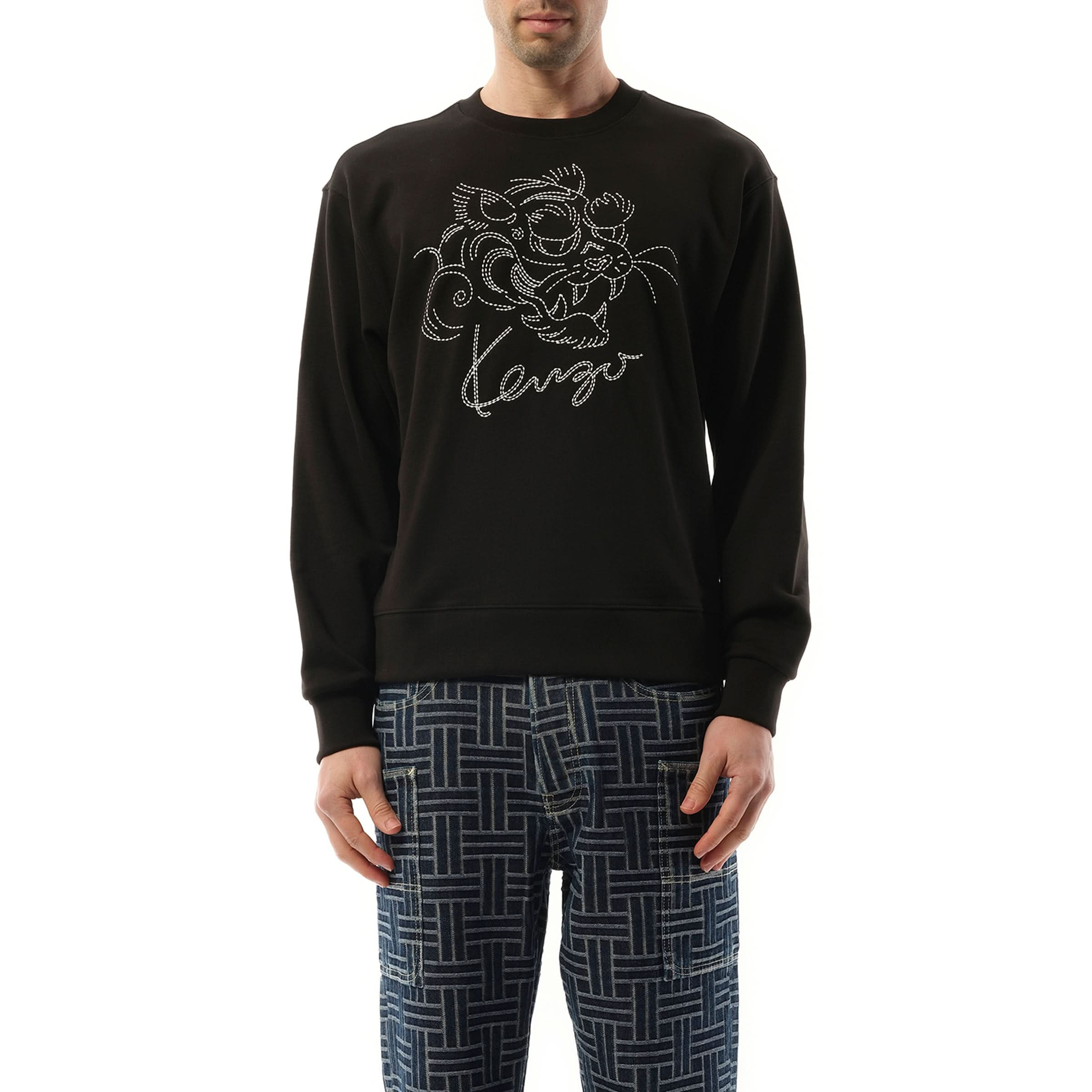 Gots Star Tiger Embroidered Sweatshirt in Black