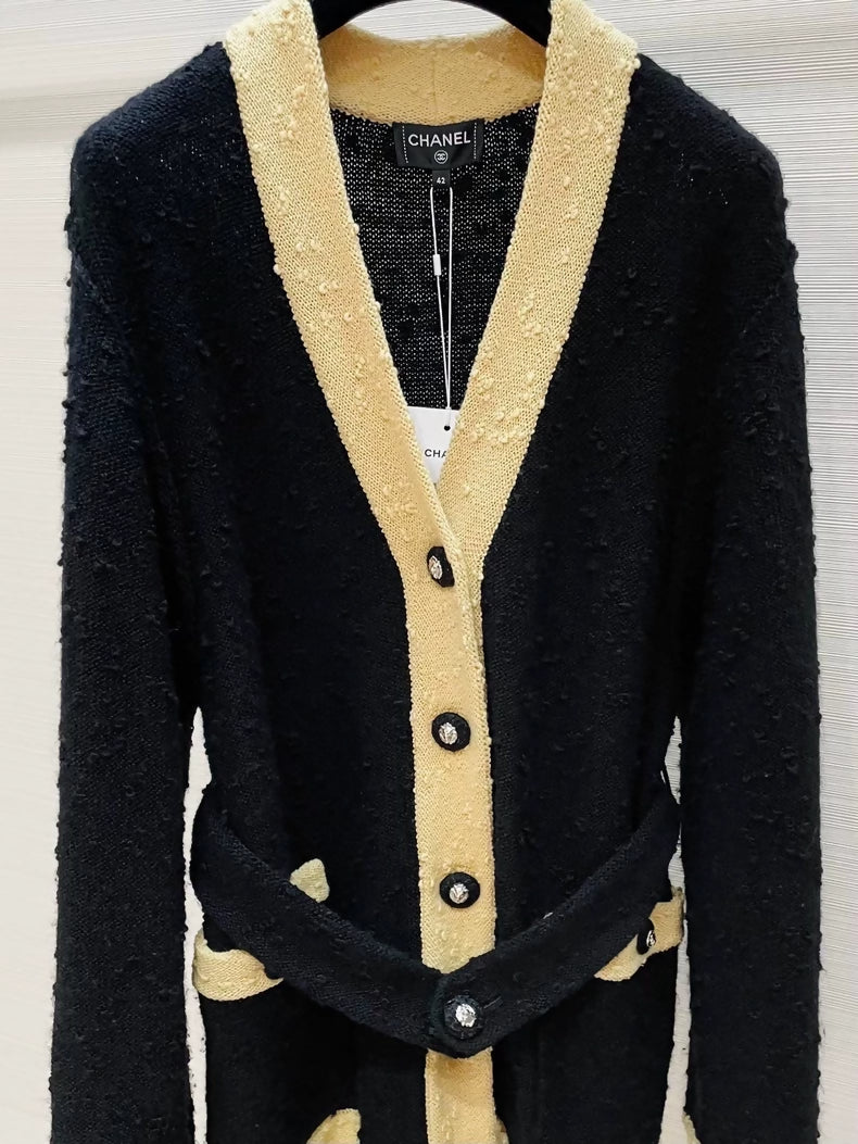Chanel 24K black and yellow wool knit cardigan