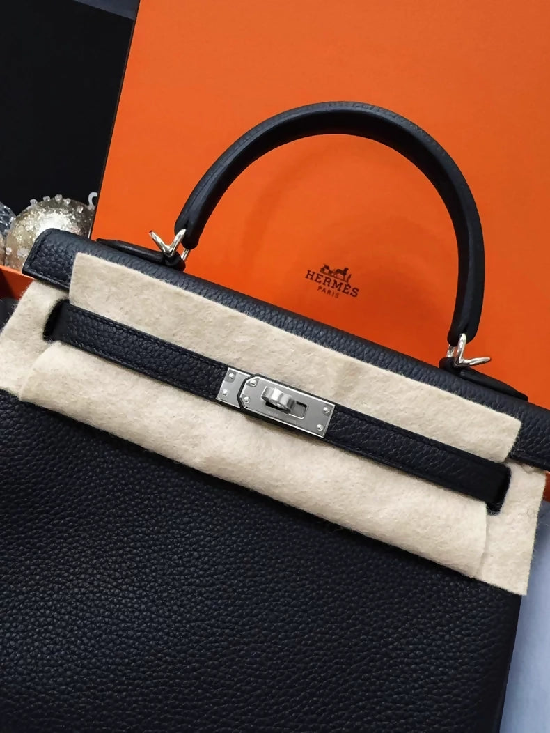Hermes Kelly 25 in black togo leather palladium hardware