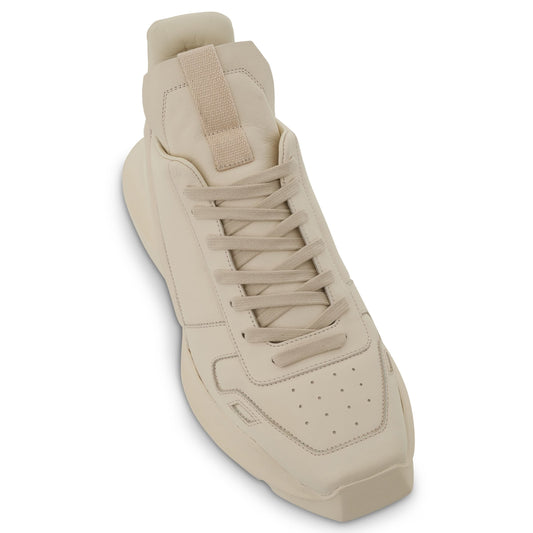 Geth Runners Sneaker in Milk