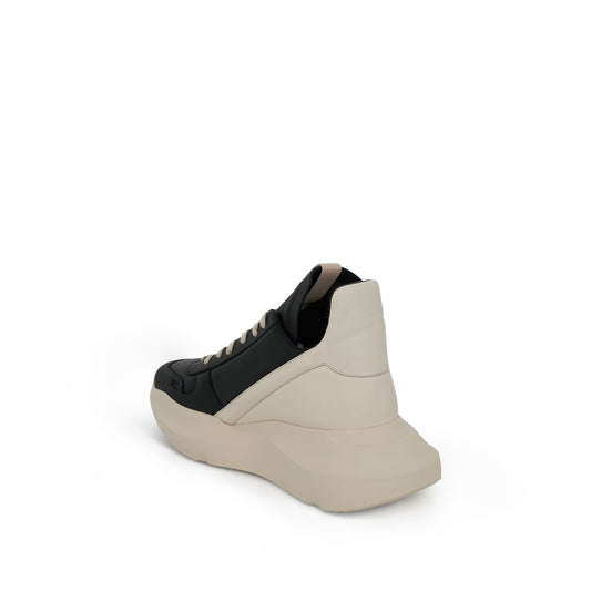 Geth Runner Sneaker in Black/Milk