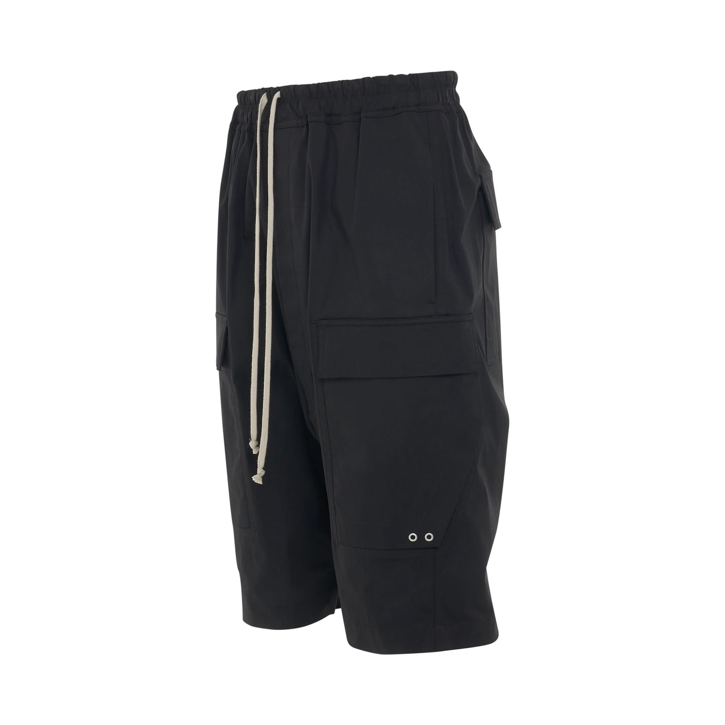 Cargo Pods Shorts in Black