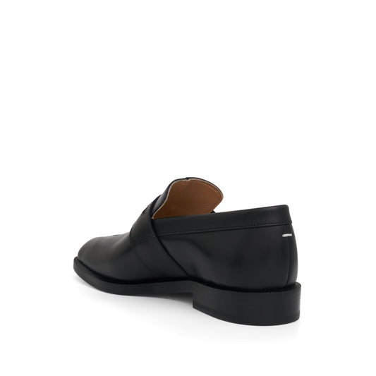 Tabi Leather Loafers in Black