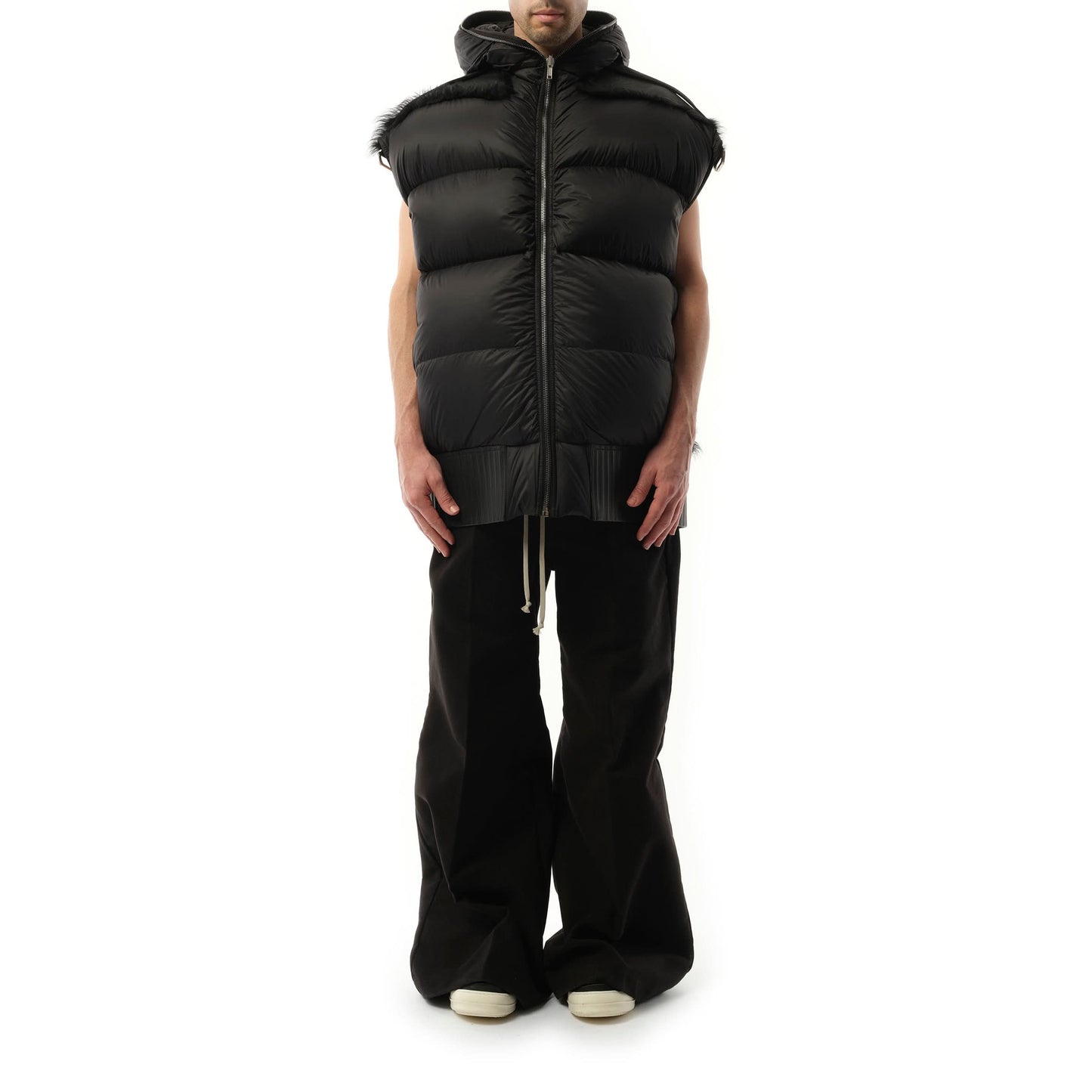 Lido Sleeveless Puffer Hoodie in Black