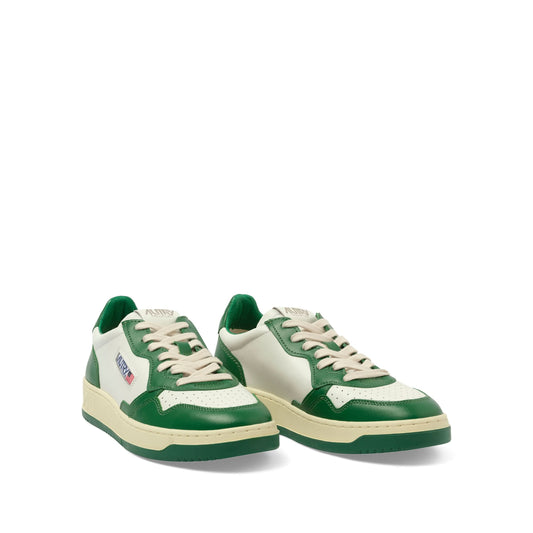 Medalist Low Bicolour Sneakers in White/Green