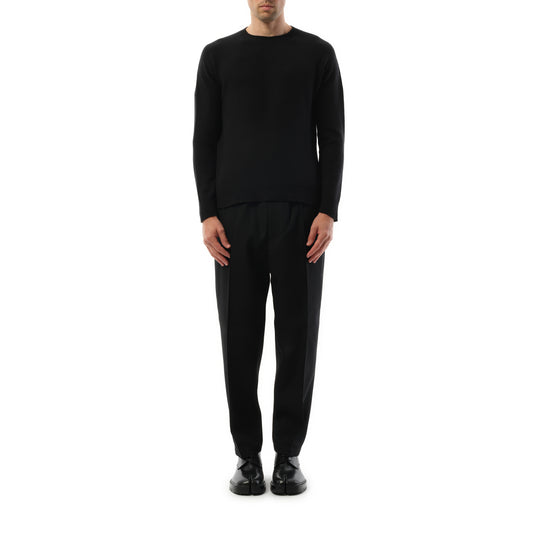 Cashmere Seamless Sweater in Black