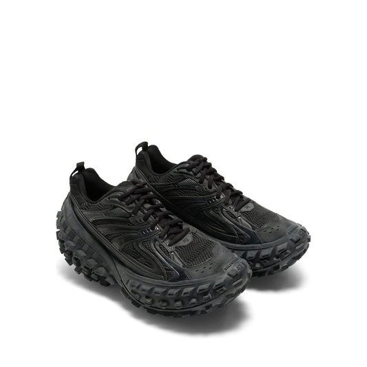 Bouncer Sneaker in Black