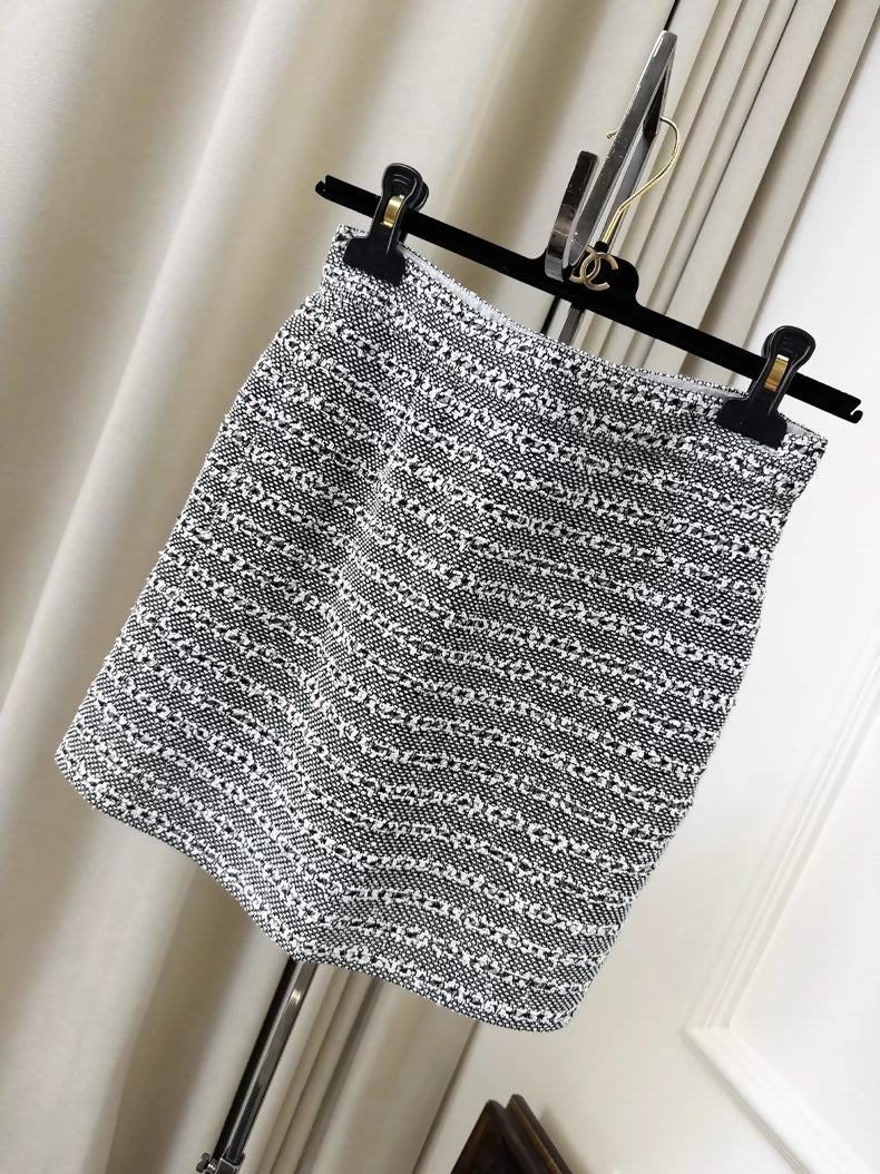 Chanel grey tweed mini skirt