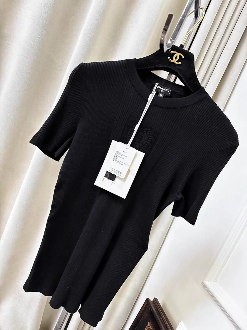 Chanel 25B Black Top