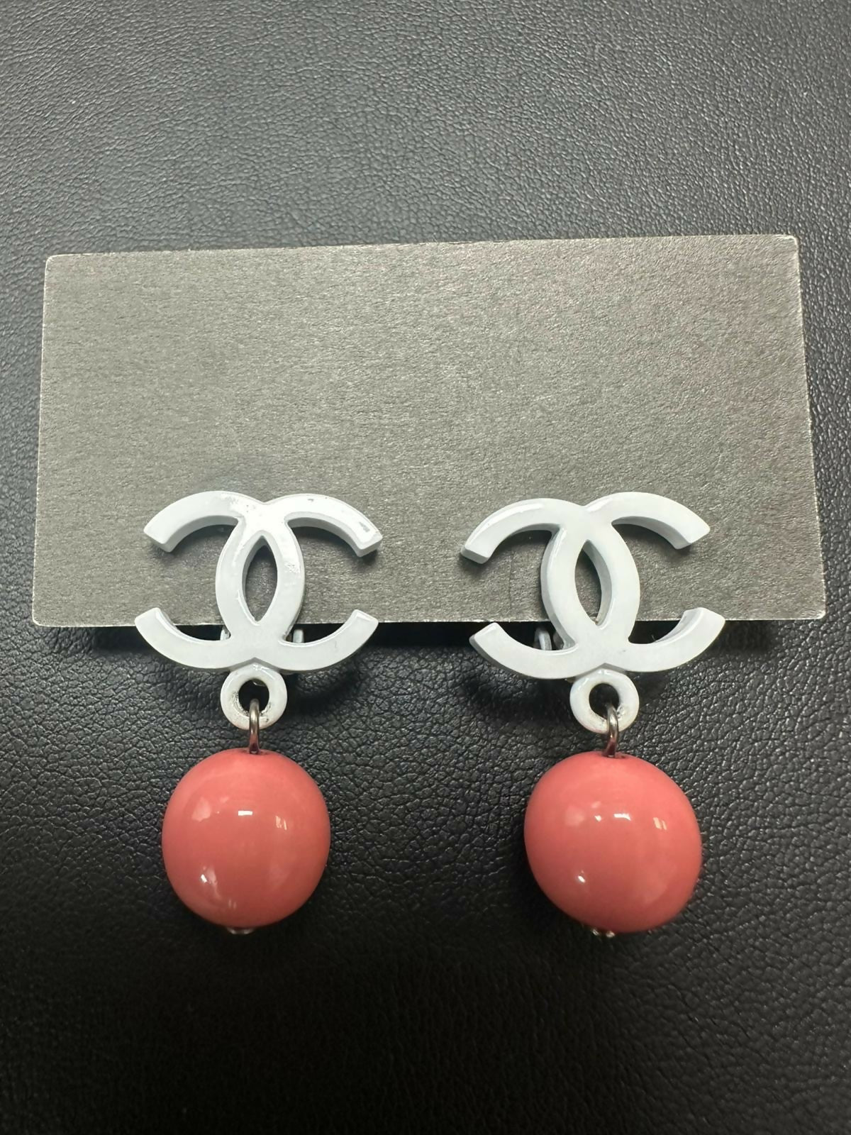 Chanel Vintage 04C Resin CC Pink Ball Pendant Clip-on Earrings