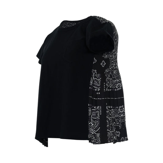 Bandana Print T-Shirt With Side Pleats in Black