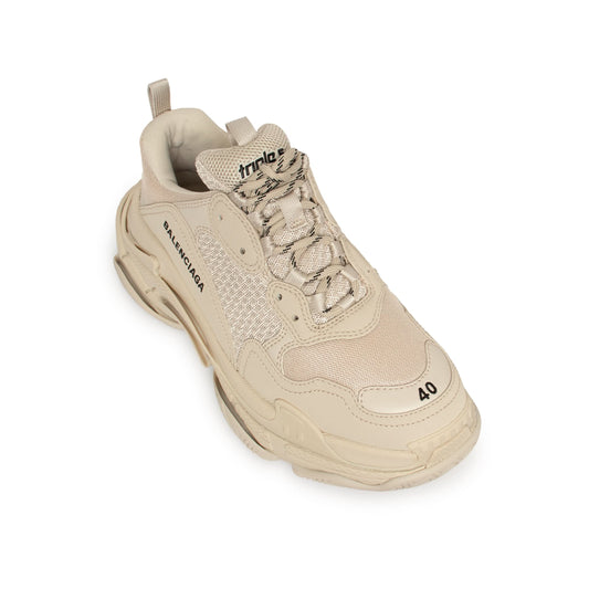 Triple S Sneaker in Beige