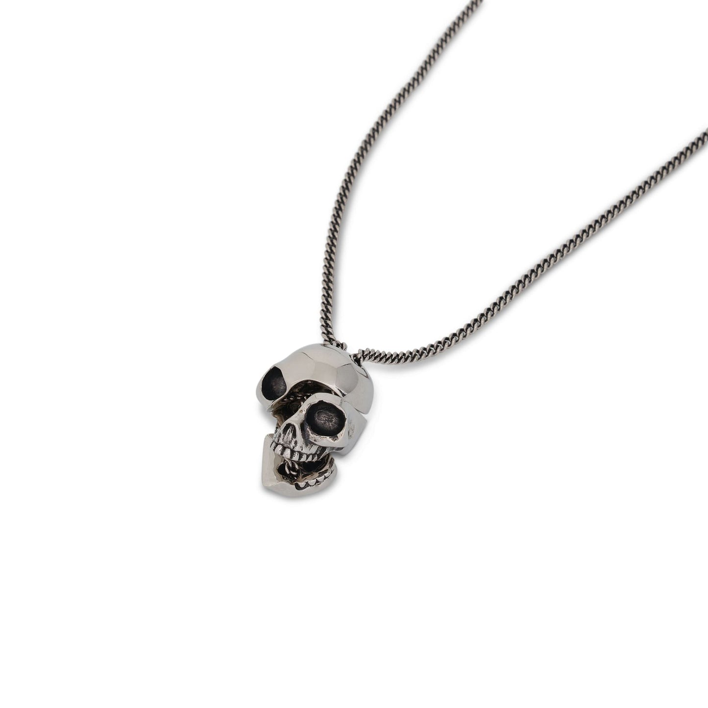 Skull Pendant Necklace in Silver